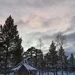 Arctic Hetan Kota Resort *